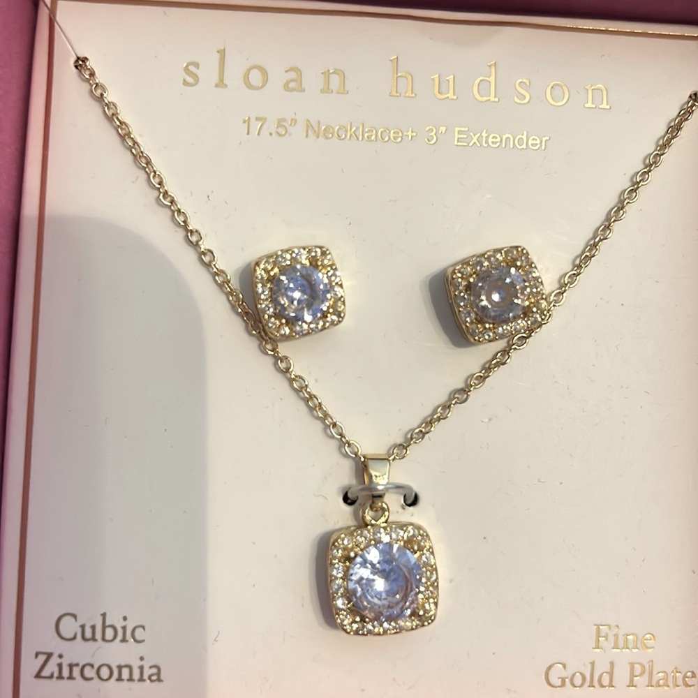 Necklace and earring set